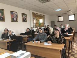 парты и стулья